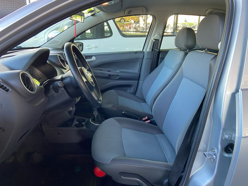 Volkswagen Gol 1.0 MI 8V FLEX 4P MANUAL G.V