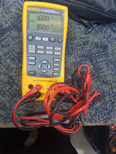 Fluke 725 Calibrador De Procesos Cuidado (Usado)