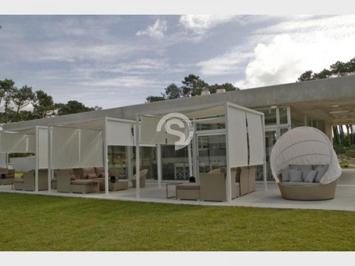Apartamento En Edificio One- Ref: 1628