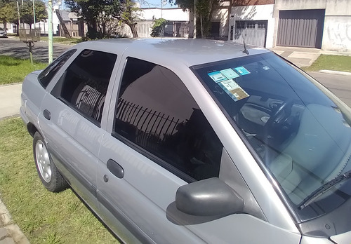 Ford Escort 1.8 Clx 5 p