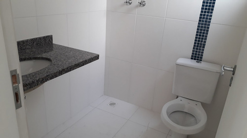 Imagem 13 de 14 de Sobrado 3qts 1suite Wc3 Vg2 Fl38