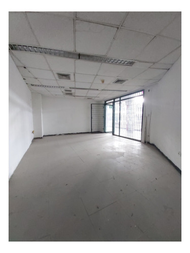 Imagen 1 de 5 de Se Vende Local 27m2 Cúa 3107