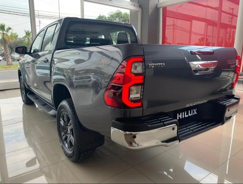 Toyota Hilux 2021 2.8 Cd Srv 177cv 4x4
