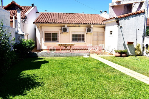 Imagen 15 de 17 de Casa En Venta En Castelar