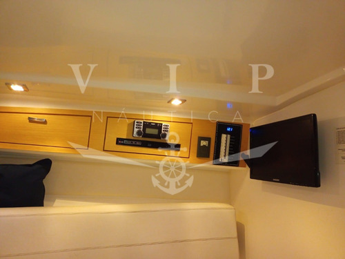 Imagem 19 de 21 de Lancha Phantom 303c/ 170 Diesel / N 300 290