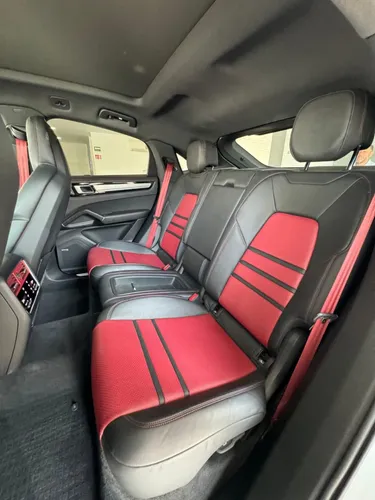 Porsche Cayenne S Coupe Platinum Edition 2022