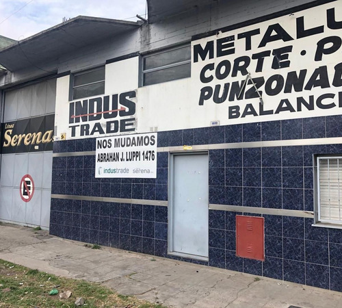 Venta De Deposito De 780 M2 En Pompeya