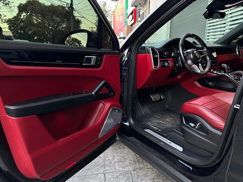 Porsche Cayenne coupé 3.0 v6 turbo at