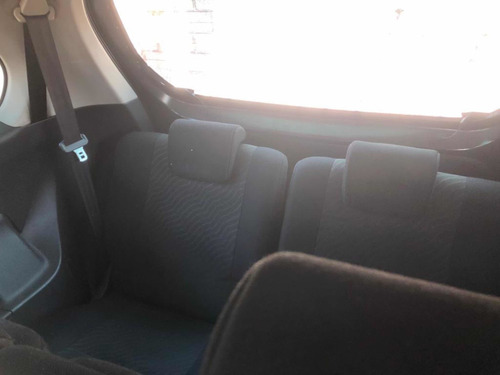 Imagen 8 de 11 de Toyota Avanza 2018 1.5 Xle At
