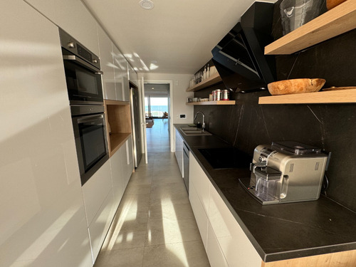 Venta Apartamento 4 Dormitorios En Suite En Manantiales Punta Del Este