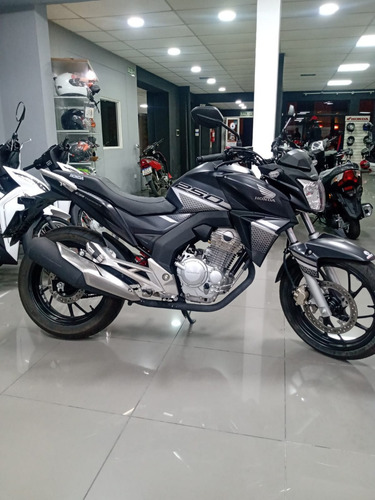 Imagen 3 de 16 de Honda Cb 250 Twister Usada 500 Km- Division Ruedas -
