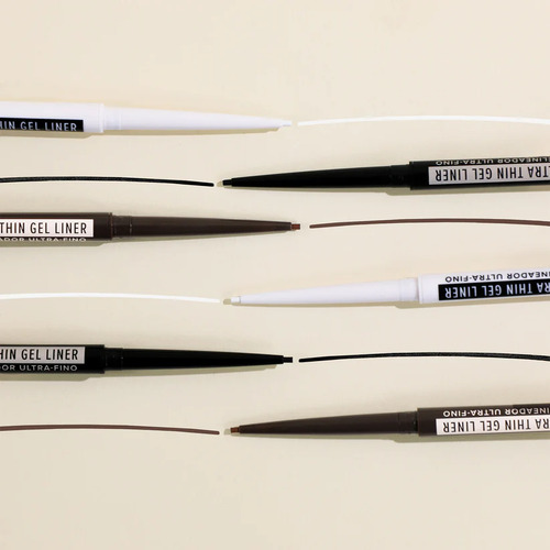 1 Pza Delineador Ultra Thin Gel Liner On Point Italia Acabado Mate Color White-blanco