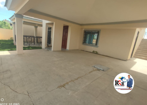Imagen 7 de 11 de Se Vende | Hermosa Casa Súper Grande En Luisa Perla/higüey