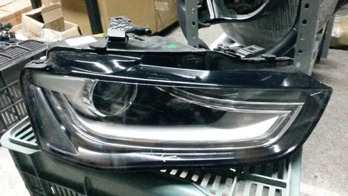 Faro Derecho Audi A4 13/16 C/detalles 8k0941044c (Usado)