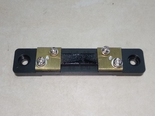 Imagen 3 de 3 de Voltimetro Amperimetro Empotrable 0-100vdc / 0-50amp Shunt