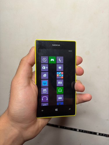 Windows Phone Nokia Lumia 520 Amarillo (Usado)