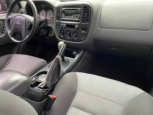 Imagen 9 de 15 de Ford Escape 2006 2.0 Xls Tela L4 At