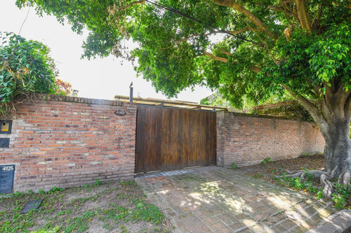 Casa De 4 Dormitorios En Venta - Reciclada - Alberdi