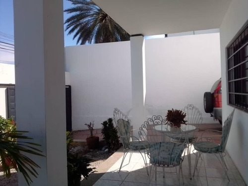 Imagen 4 de 13 de Casa En Venta
