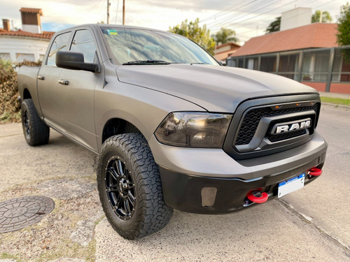 Ram 1500 Laramie 4x4 Automatica Con Accesorios Impecable