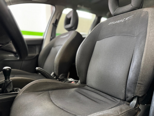 Peugeot 207 SW 1.6 16v Escapade Flex 5p