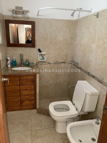 Casa De Cuatro Dormitorios Completamente Reciclada En Venta En Playa Mansa- Ref: 2679