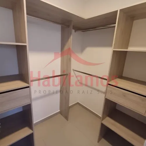Apartaestudio En Arriendo En Medellín - El Poblado Cod 68679