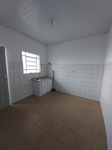 Casa Térrea Com 2 Dormitórios E Edícula Completa. Fl47