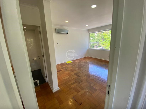 Local Comercial En Arriendo En Vitacura