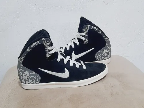 Zapatillas nike tipo botitas deals