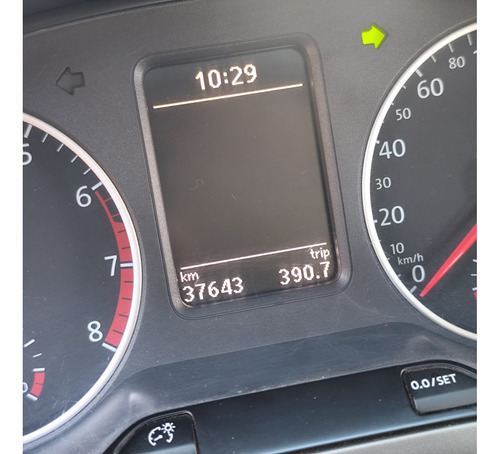 Volkswagen Fox 1.6 MSI TOTAL FLEX CONNECT 4P I-MOTION