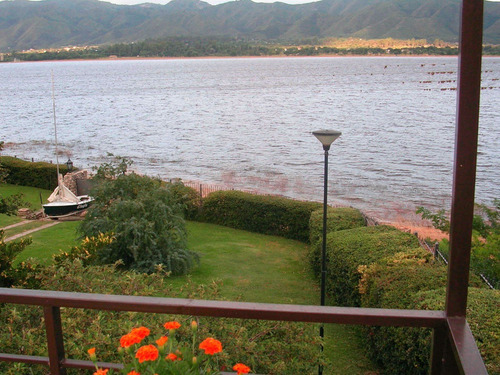 Casa Chalet Sobre La Costa Del Lago San Roque
