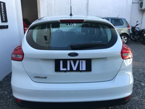 Ford Focus 1.6 5p S Año 2018 - Liv Motors