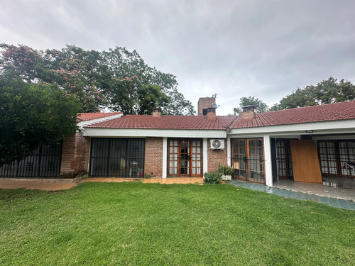 Casa Venta Arguello Amplia 3 Dormitorios Patio Enorme Pileta