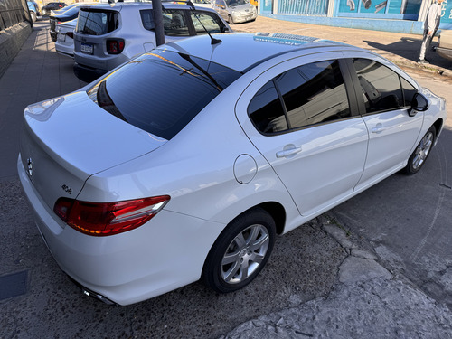 Peugeot 408 2.0 Allure Nav 143cv
