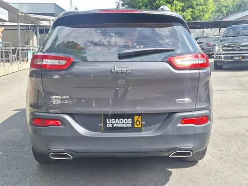 Jeep Cherokee LONGITUDE PLUS 3,2 AT 4X4
