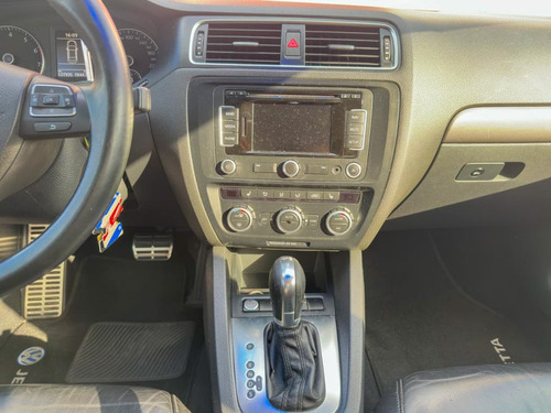 Volkswagen Jetta 2.0 tsi highline 211cv gasolina 4p tiptronic