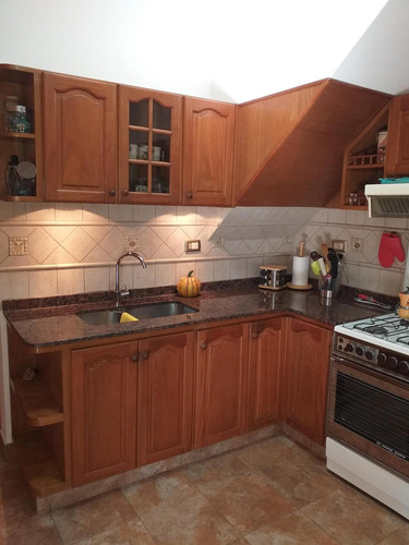 Venta De Chalet 4 Ambientes