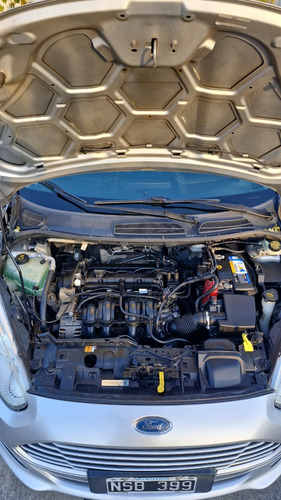 Ford Fiesta Kinetic 1.6 Se Plus Powershift 120cv
