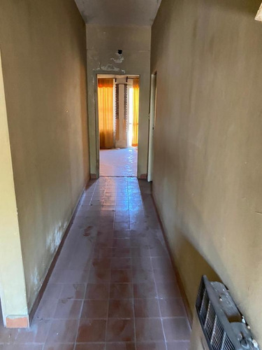 Imagen 8 de 14 de Venta De Local Con Departamento Con Excelente Ubicacion En Remigio Lopez 1763