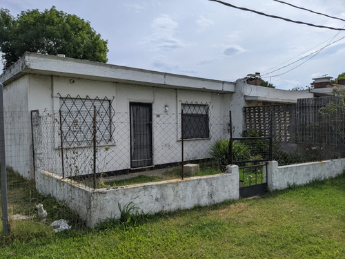 Casa Padrón Único Con Terreno 797m2 A 2 Cuadras De Av Italia