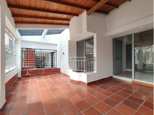 Casa En Venta En Cúcuta. Cod V28958