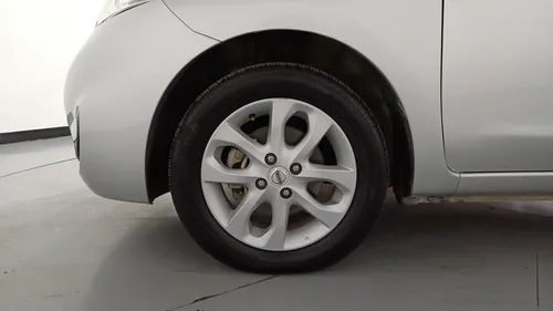 Nissan March 1.6 ADVANCE AUTO