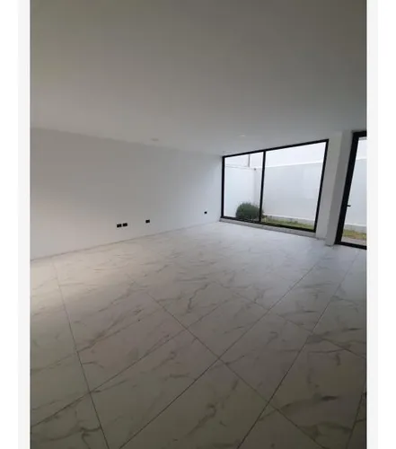 Casa En Venta En La Carcaña