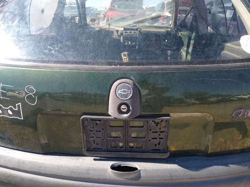 Embellecedor Cajuela Chevy 3 Puertas 1994 2003 Usado Origina (Usado)