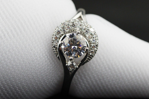 Imagen 4 de 9 de Anillo Compromiso Oro 18k Regalo Dama Mama Lujo Luna Noche 2