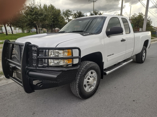 Chevrolet Silverado A Pickup Silverado 2500 Cab Ext Mt