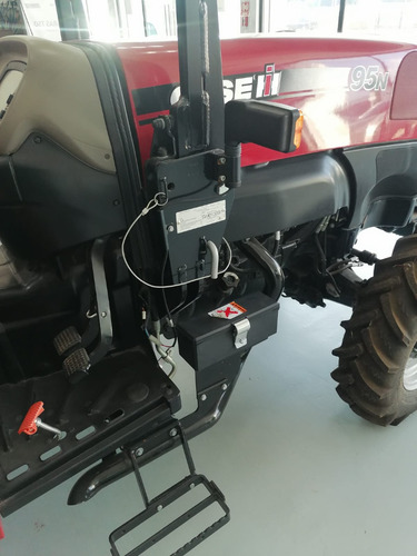 Tractor Farmall N95 (narrow) Mfd Rops Case