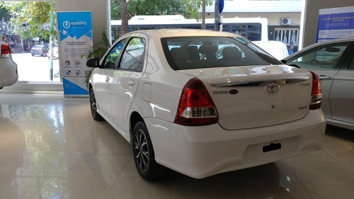 Toyota Etios 1.5 Xls Mt Sedán 4p 2021 0km