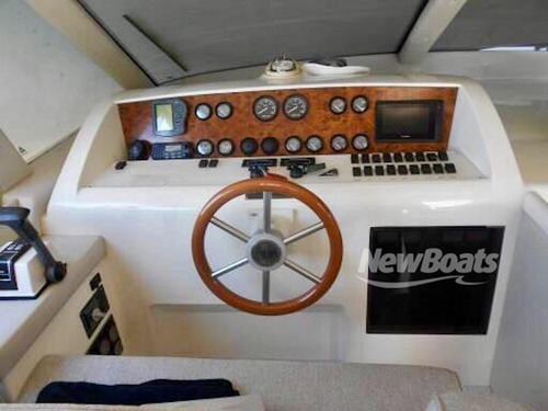 Azimut 38 Fabricada Na Itália / Antena Digital